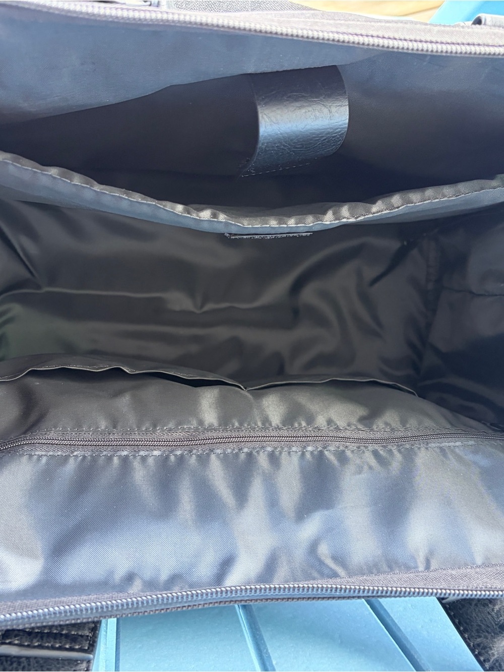 BEIS Mini Weekender Black - Picture 7 of 12